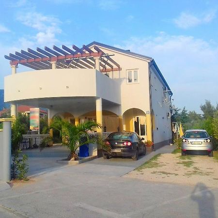 Apartments Bucic 扎达尔 外观 照片